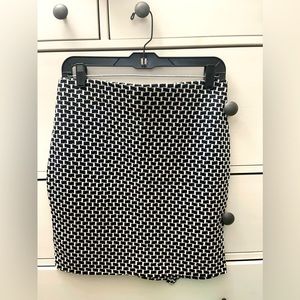 Checkered skirt - BRAND NEW